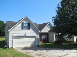 Building Photo - 2925 Brahman Meadows Ln