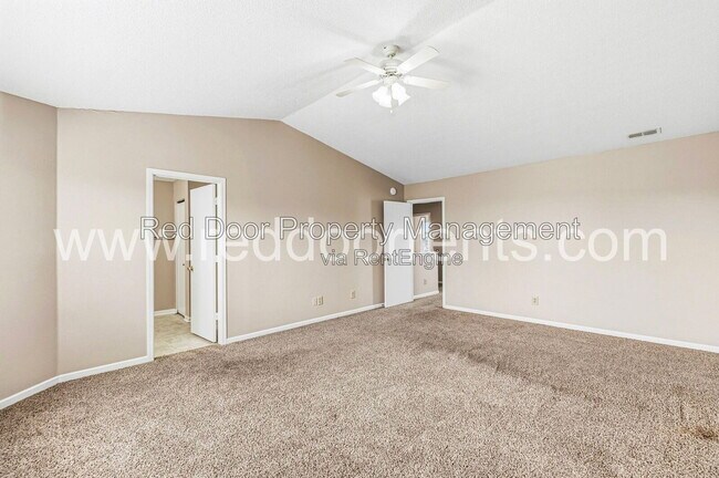Building Photo - 6533 Newstead Dr