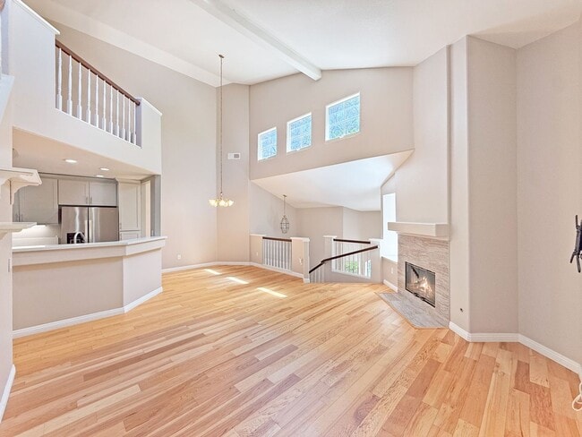 Building Photo - SD: 2BD/2BA Townhome with Private Balcony, 2-Car Garage, and Loft!