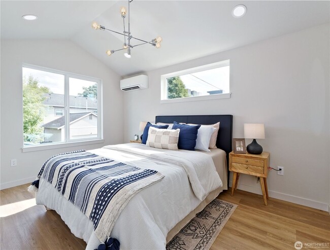 Building Photo - 6918 Flora Ave S