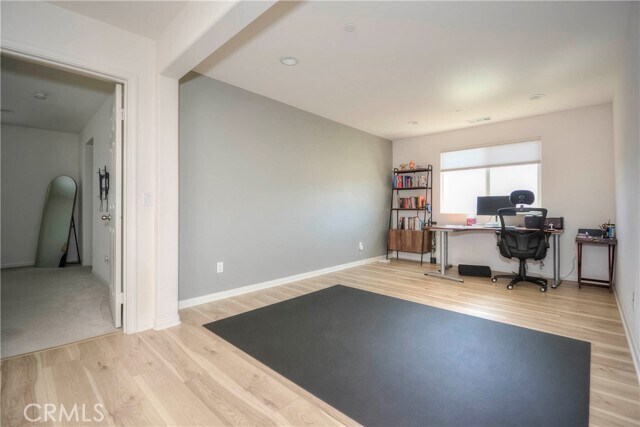 Building Photo - 24218 Hillcrest Dr