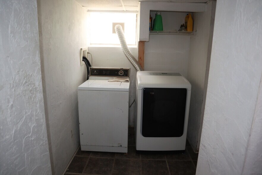 Building Photo - 704 Washington Ave