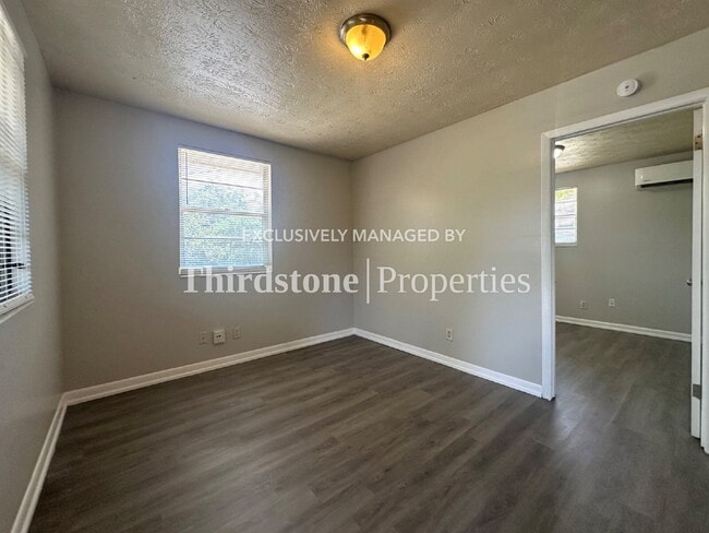 Building Photo - 7334 Linda Dr