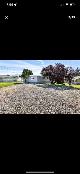 Primary Photo - 10 Wiland Heights Rd