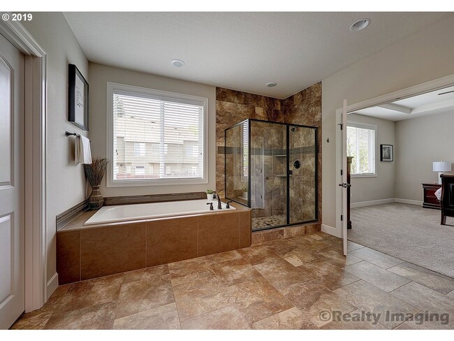 Building Photo - FOR RENT UNFURNISHED: Beautifully maintained 2015 Noyes-built home, 5 bed, 3 bath, 2 car garage w...