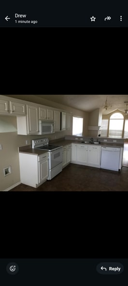 Building Photo - 7928 Cannonwood Dr