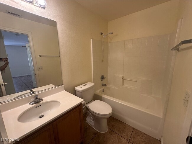Building Photo - 9959 Perceval St