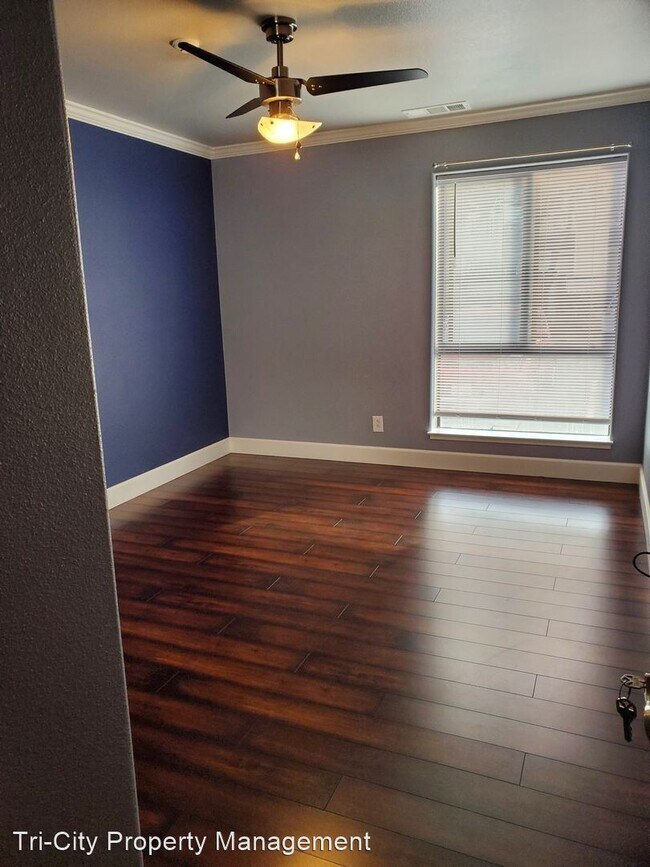 Building Photo - 2 br, 2 bath House - 39887 Cedar Blvd # 152