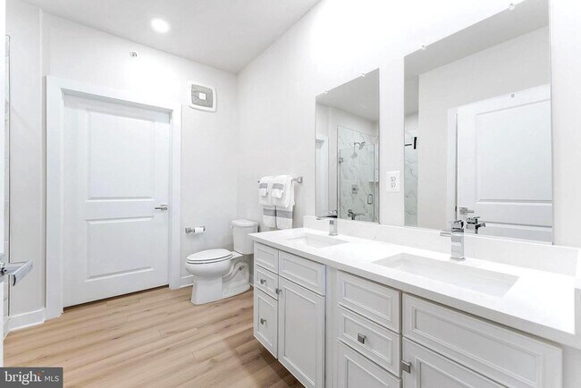 Building Photo - 12875 Mosaic Pk Wy