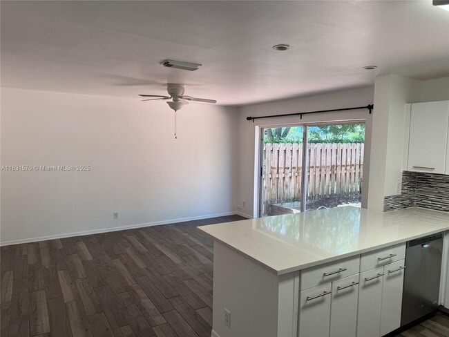 Building Photo - 7317 Flores Way