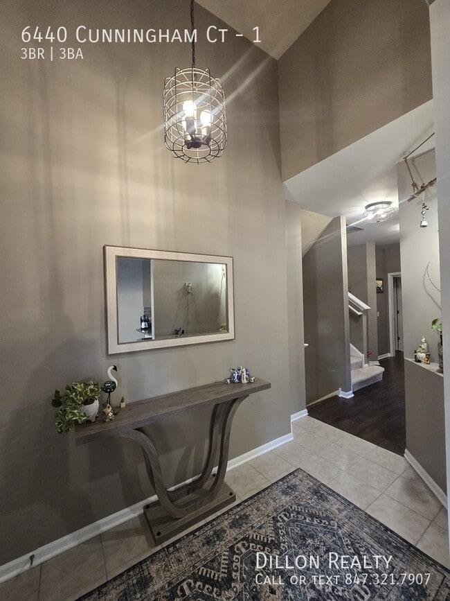 Building Photo - 6440 Cunningham Ct