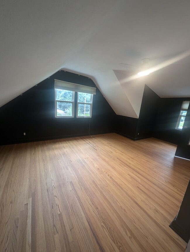 Building Photo - Charming Garden Oasis in West St. Paul – Fire Pit, Pond & Prime Location!