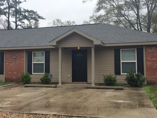 Primary Photo - 45125 Durbin Rd