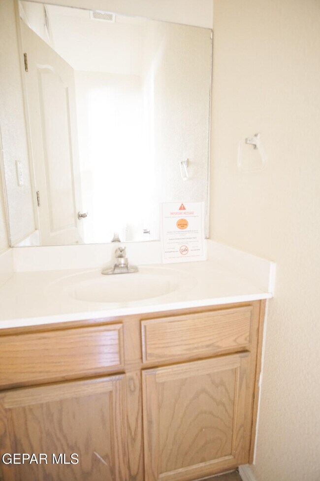 Building Photo - 5904 Cielo Del Rey Pl