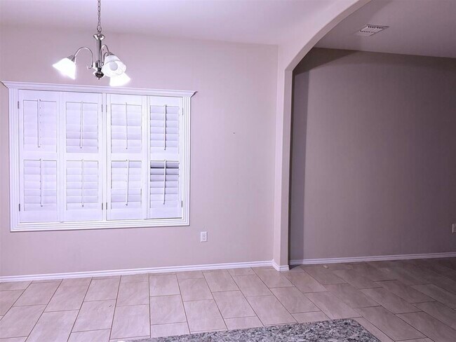 Building Photo - 3307 Simmental Dr