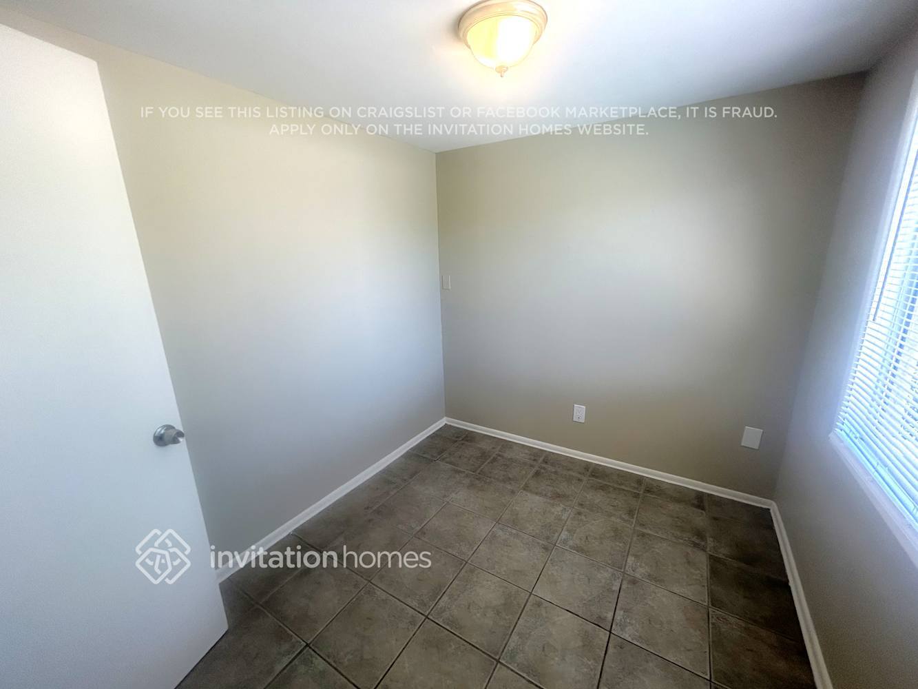 Building Photo - 17449 N 8th Ave