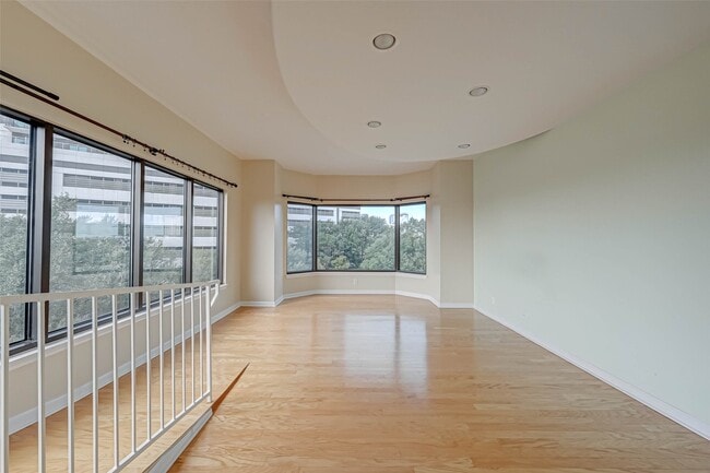 Building Photo - 2001 Holcombe Blvd