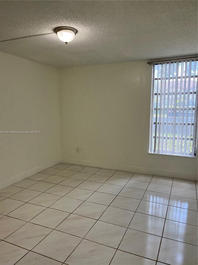 Building Photo - 8841 W Flagler St