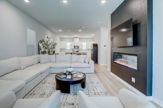 Building Photo - 7551 Millingston Rd