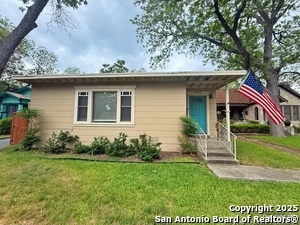 Primary Photo - 460 Comal Ave
