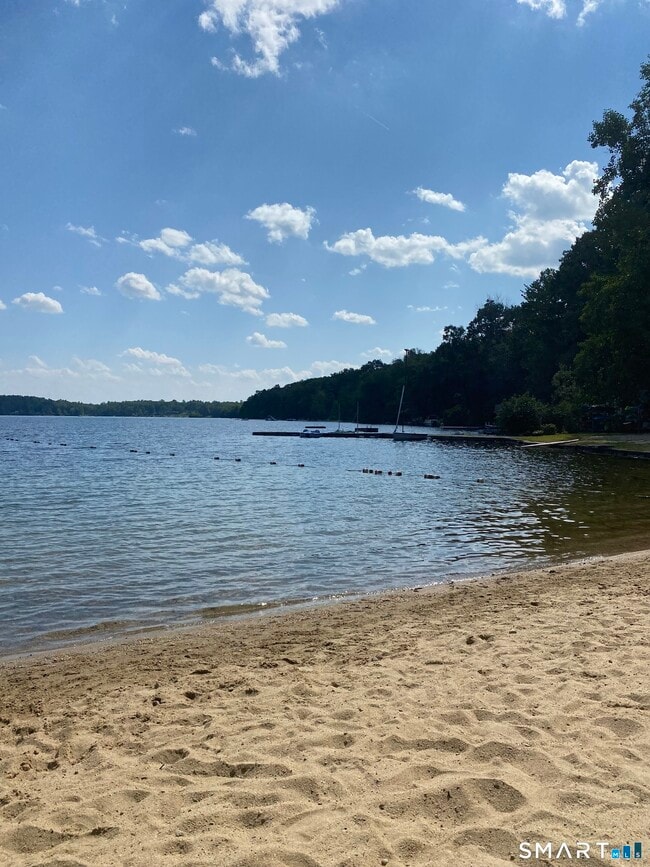 Building Photo - 27 Dilliston Rd