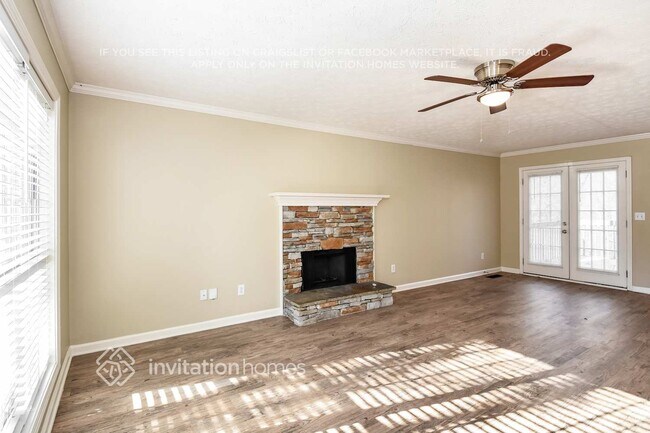 Building Photo - 615 Simon Ive Dr
