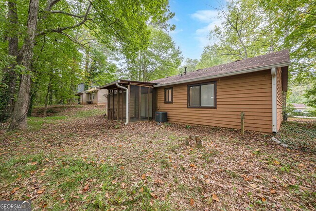 Building Photo - 3256 Brisbane Way