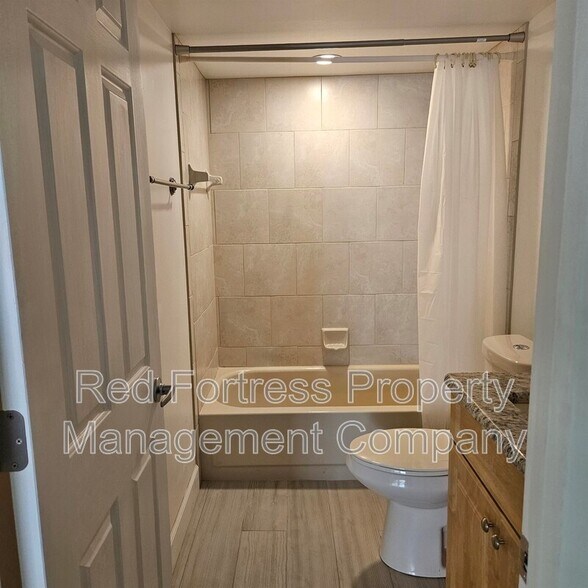 Building Photo - 14592 Sagamore Ct