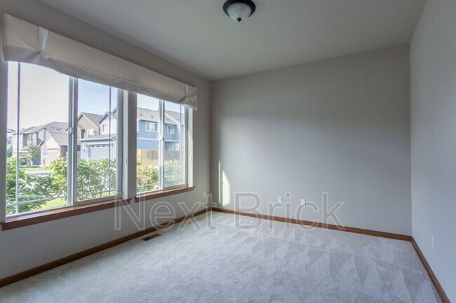 Building Photo - 2426 43rd Ave SE