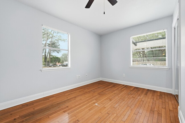 Building Photo - 120 Dyer St