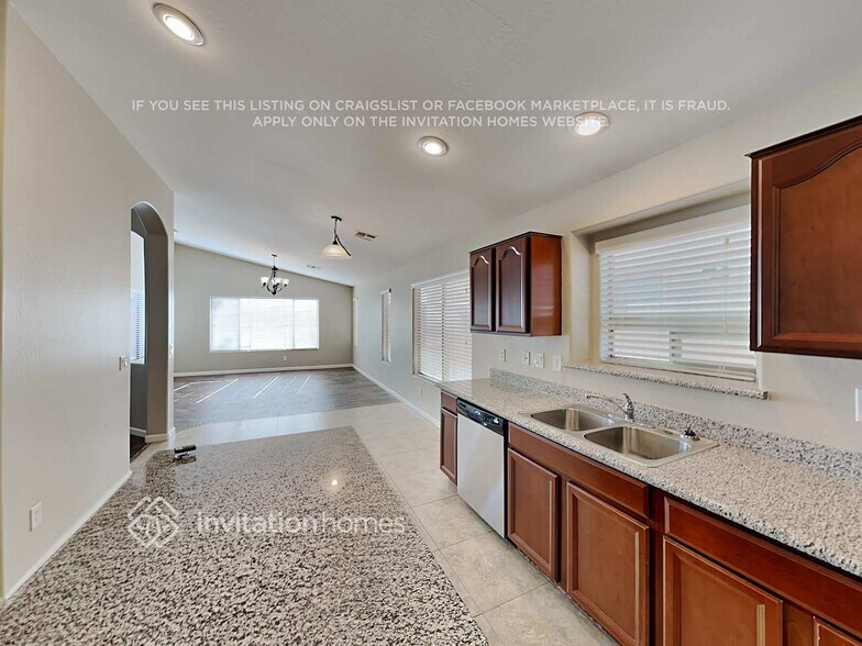 Building Photo - 34382 N Richardson Dr