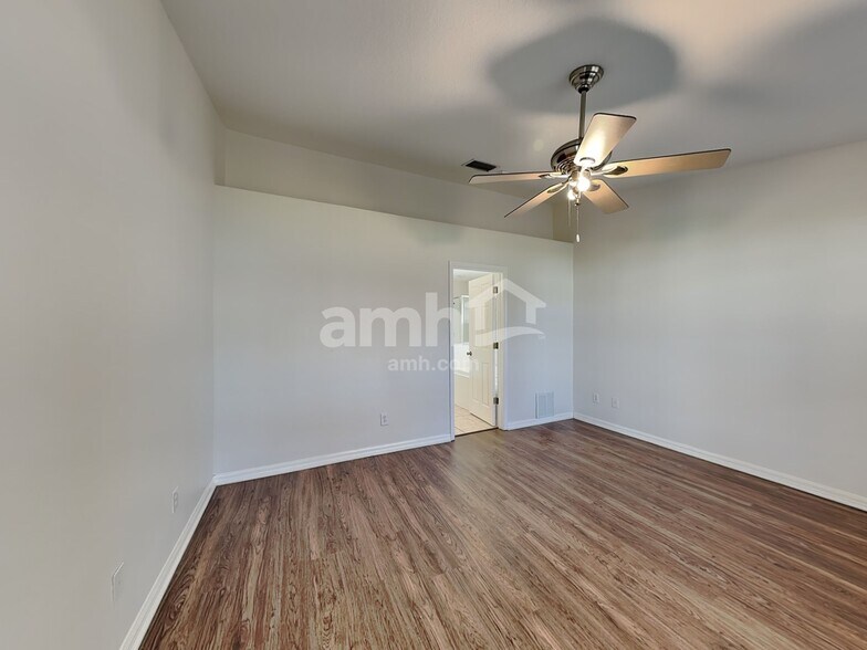 Building Photo - 4538 Captiva Ln