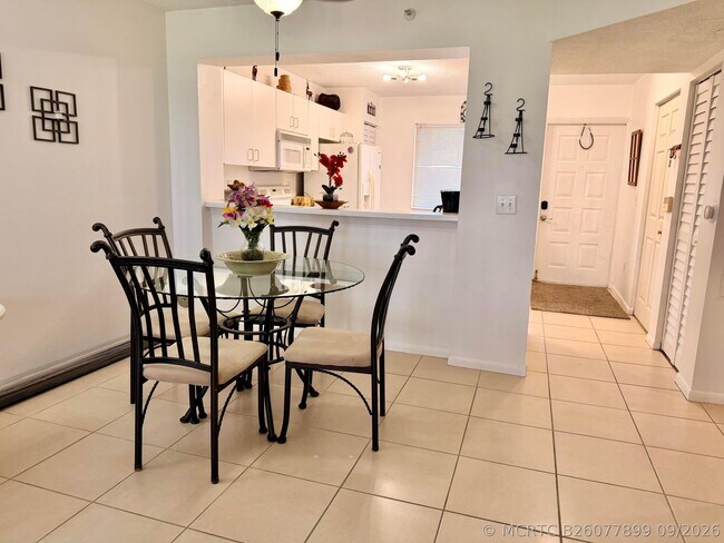 Building Photo - 9511 Weldon Cir
