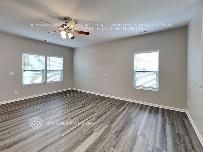 Building Photo - 516 Landis Oak Way