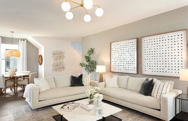 Building Photo - 313 Redonda Dr