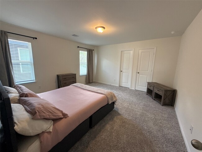 Building Photo - 527 Baobab Wy