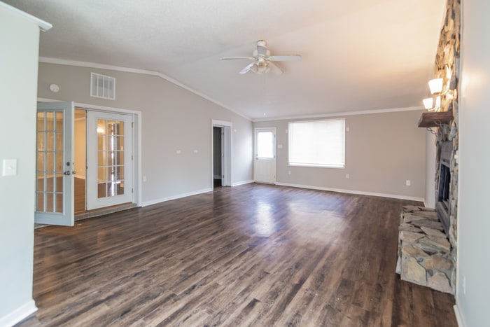 Building Photo - 3 Dogwood Cir