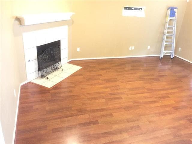 Building Photo - 5143 Autumn