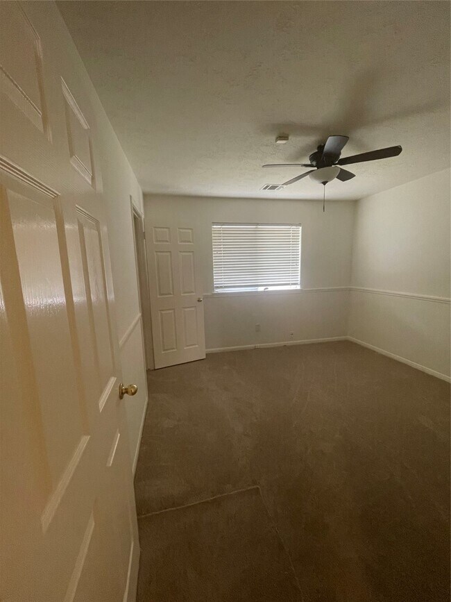 Building Photo - 11306 Yorkshire Oaks Dr