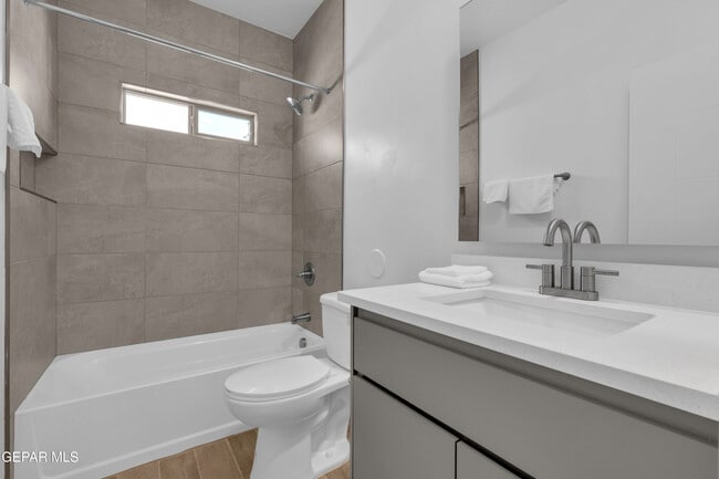 Building Photo - 12713 Captain Claudia CT