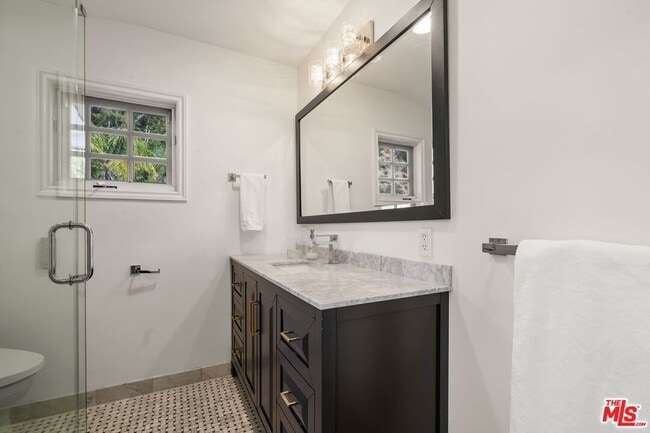 Building Photo - 9023 Alto Cedro Dr