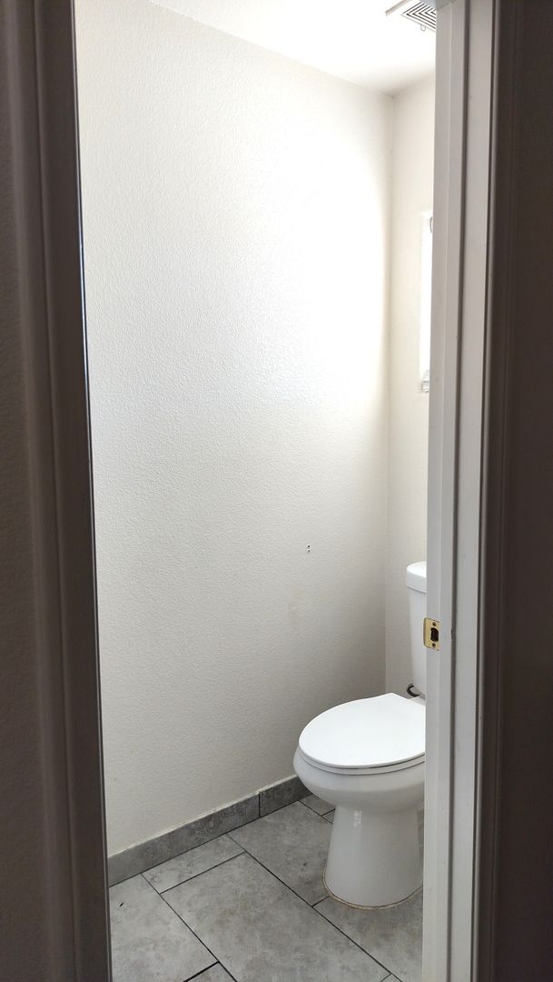 Building Photo - Spacious 4-Bedroom in Gated Copper Creek w...