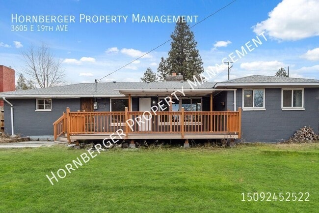 Building Photo - Beautifully Remodeled 4 Bed 2 Bath Single ...