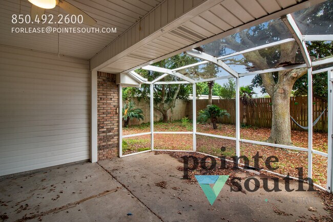 Building Photo - 404 Ridge Wood Cir