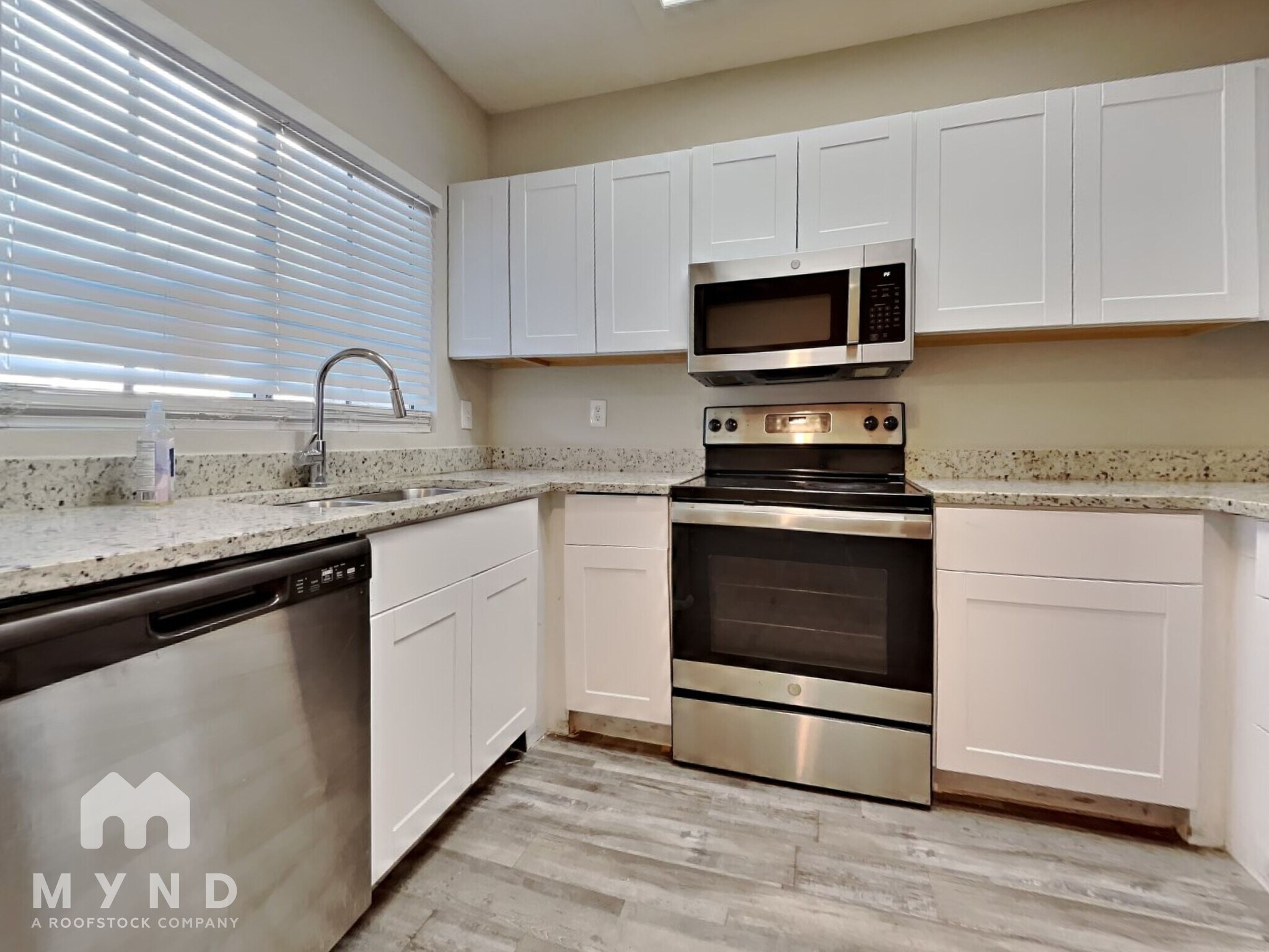 Building Photo - 7801 N 44th Dr