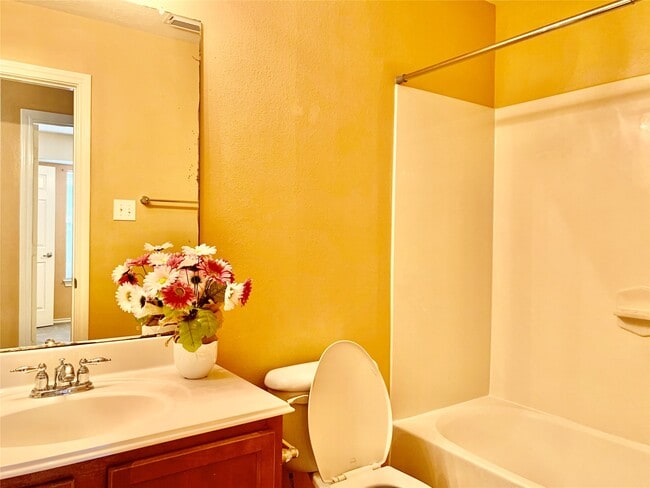 Building Photo - 12414 Jasmine Brook Ln