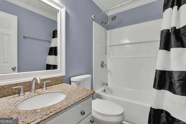 Building Photo - 5560 Deerfield Pl