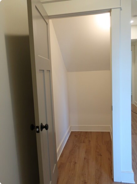 Building Photo - 2747 Jersey Ave