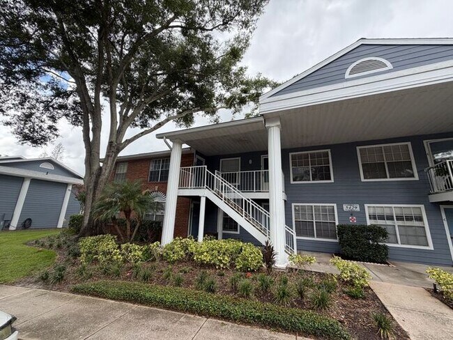 Building Photo - Convenient 2/2 Orlando Condo – Water & Garbage Included!
