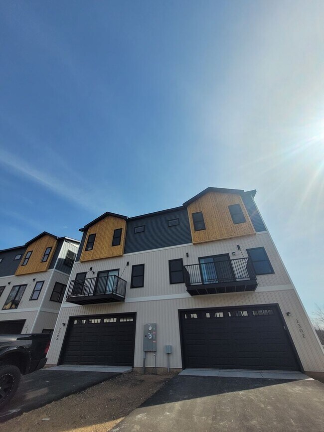 Building Photo - Cannery Crossing #2